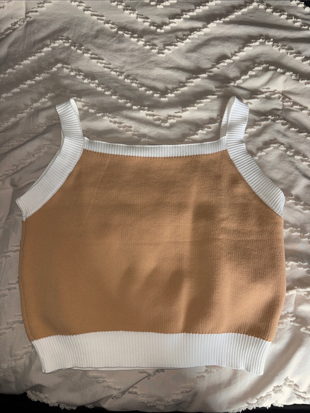 Women's Two-Tone Knit Tank Top in Camel and White
